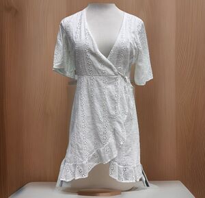 JAPNA Dress White Eyelet V Neck Ruffle Cut Out Woman’s Large Wrap Dress